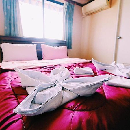 S-One Guesthouse Pattaya Eksteriør bilde