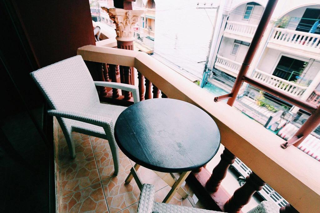 S-One Guesthouse Pattaya Eksteriør bilde